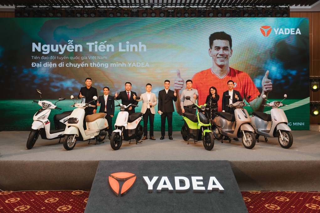 Tiến Linh tỏa sáng với Quả bóng vàng, YADEA tiếp lửa đam mê - 1 Tiến Linh tỏa sáng với Quả bóng vàng, YADEA tiếp lửa đam mê - 1