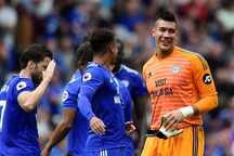 Cựu thủ môn Premier League của Philippines thách thức tuyển Việt Nam