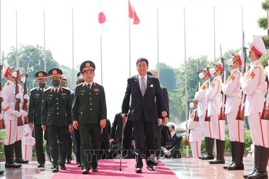 Bộ trưởng Bộ Quốc phòng Nhật Bản thăm chính thức Việt Nam