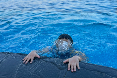 Học sinh tử vong vì đuối nước, điện giật: Mẹ run rẩy khi cô y tế gọi điện