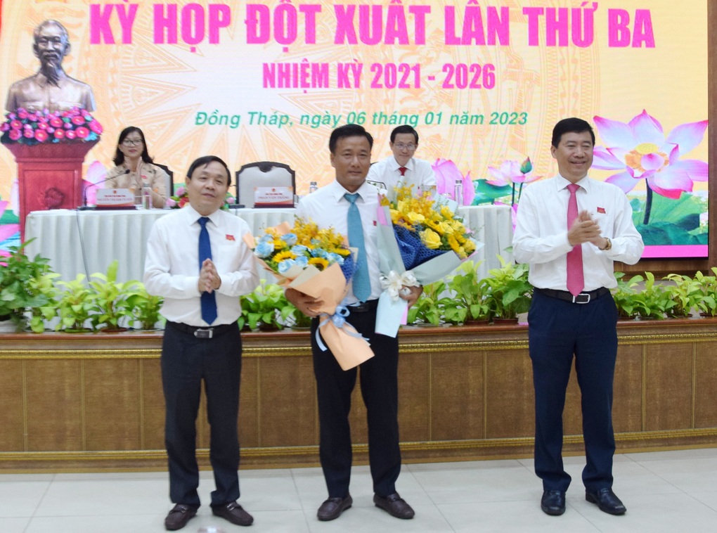 Giám đốc Sở NNPTNT Đồng Tháp được bầu làm Phó chủ tịch UBND tỉnh - 1 Giám đốc Sở NNPTNT Đồng Tháp được bầu làm Phó chủ tịch UBND tỉnh - 1