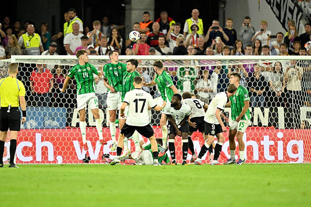 Tây Ban Nha thắng 6-0 Thổ Nhĩ Kỳ, Đức và Hà Lan giành 3 điểm thuyết phục - 4 Tây Ban Nha thắng 6-0 Thổ Nhĩ Kỳ, Đức và Hà Lan giành 3 điểm thuyết phục - 4