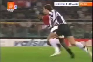 10 bàn thắng đẹp của Ibrahimovic: Số 9 vs Roma