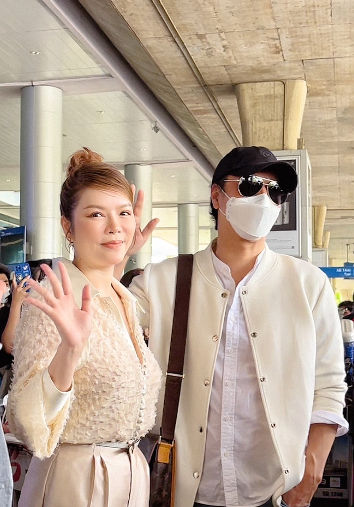Lý Nhã Kỳ đi xe sang ra đón tài tử Han Jae Suk ở sân bay - 3 Lý Nhã Kỳ đi xe sang ra đón tài tử Han Jae Suk ở sân bay - 3