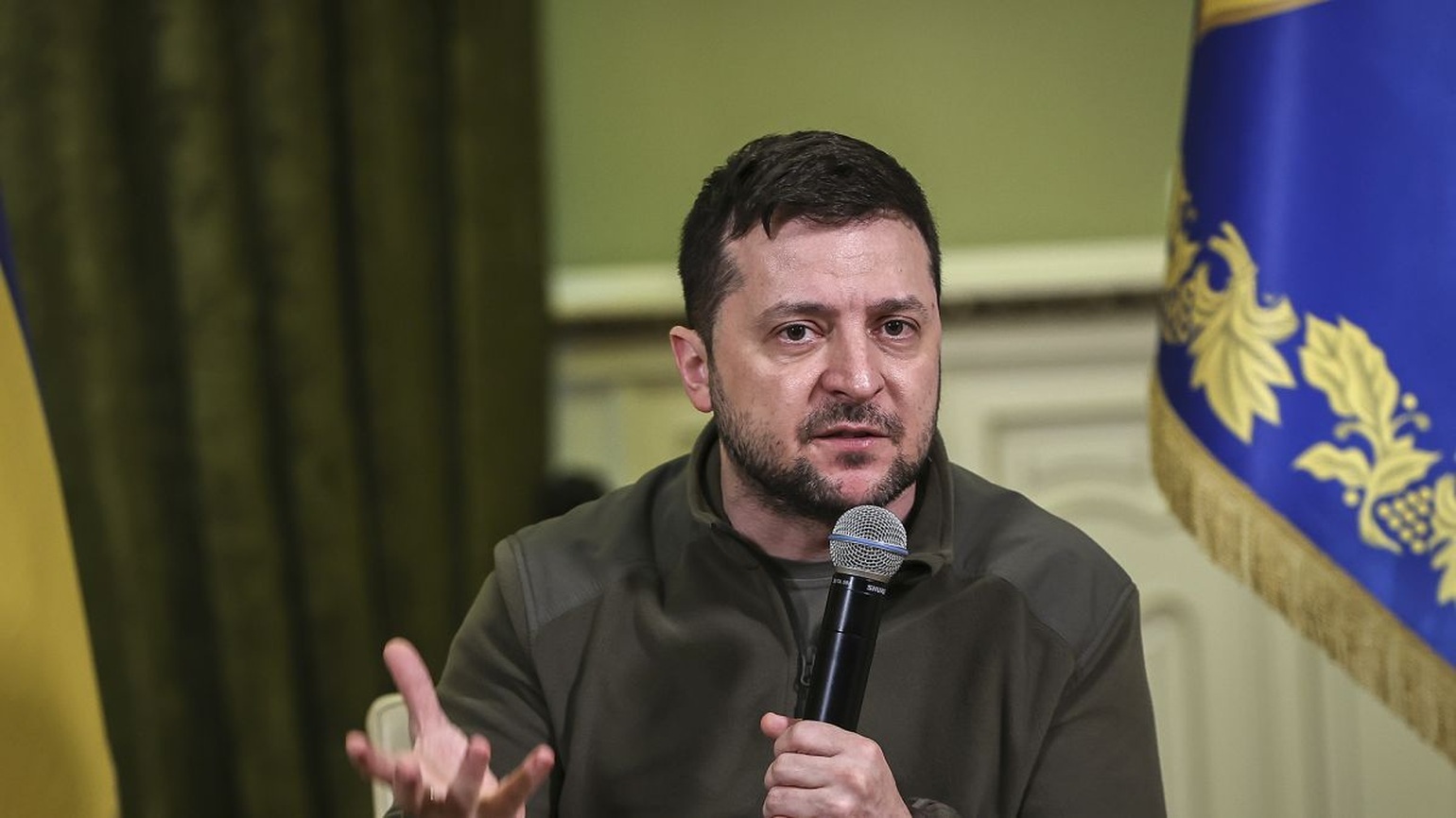 លោក Zelensky៖ រុស្ស៊ីបានរងគ្រោះ៨ដងច្រើនជាងអ៊ុយក្រែនពេលវាយប្រហារ Kharkov - ១ Ông Zelensky: Nga chịu thương vong gấp 8 lần Ukraine khi tấn công Kharkov - 1