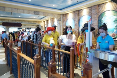 Khách nội địa đến Phú Quốc bắt đầu tăng lên