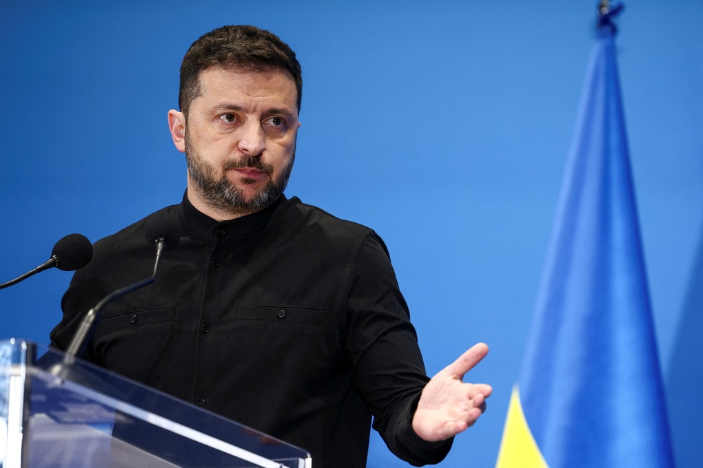 Ukraine muốn ngừng bắn, đề xuất đàm phán hòa bình với Nga - 1 Ukraine muốn ngừng bắn, đề xuất đàm phán hòa bình với Nga - 1
