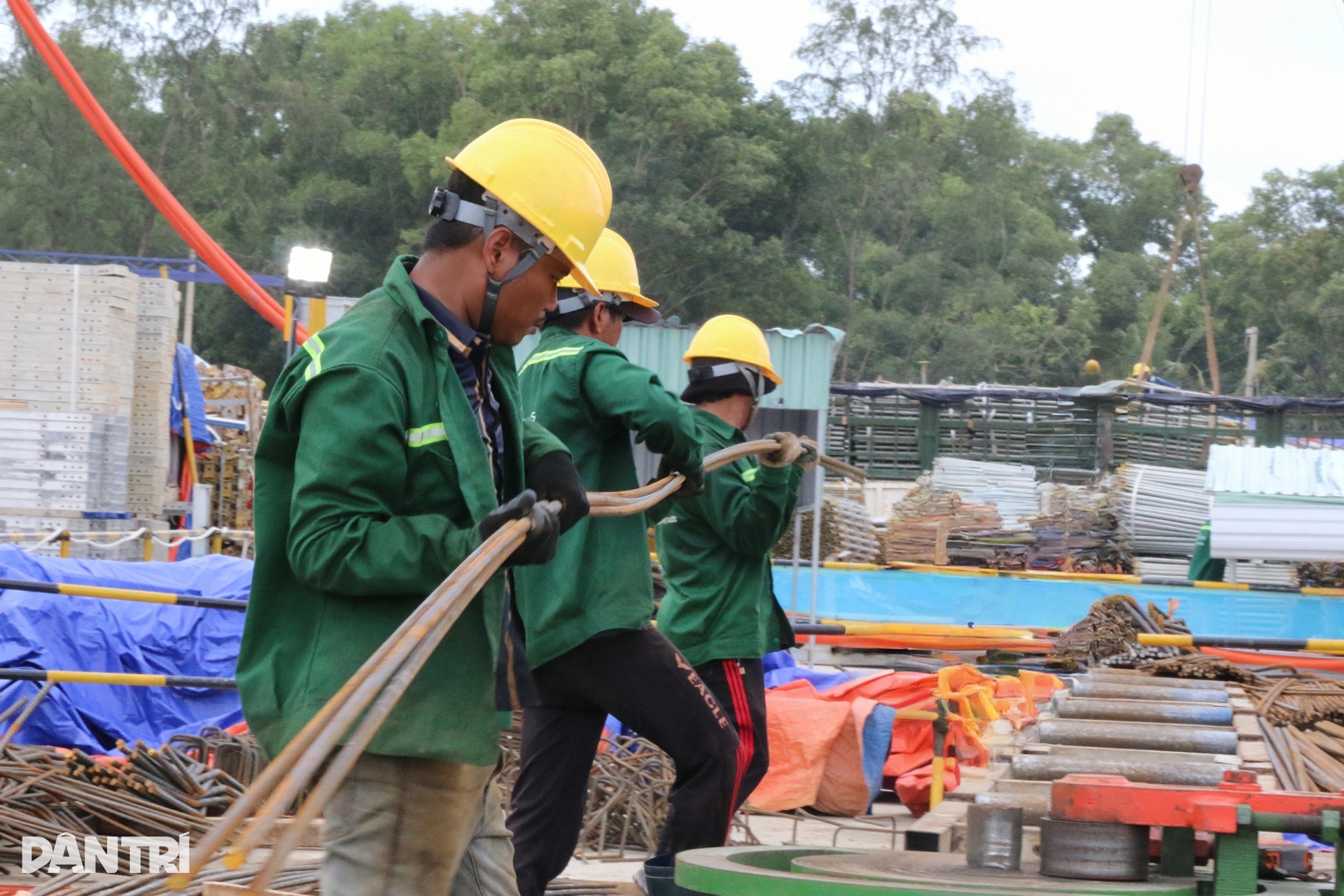 Bứt tốc thi công siêu dự án trung tâm hội nghị APEC ở Phú Quốc - 6 Bứt tốc thi công siêu dự án trung tâm hội nghị APEC ở Phú Quốc - 6