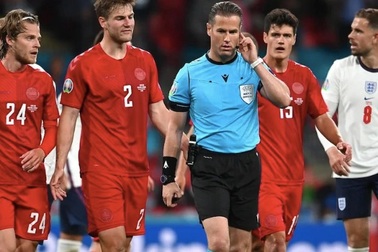 Báo Italia gây sức ép lên công tác trọng tài trước trận chung kết Euro 2020