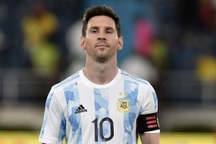 Messi có thể không ra sân, cổ động viên Indonesia muốn bán lại vé
