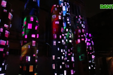 Con đường nghệ thuật - Phúc Tân sáng lung linh bên sông Hồng