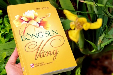 "Bông sen vàng" - cuốn sách xúc động về thời niên thiếu của Bác Hồ