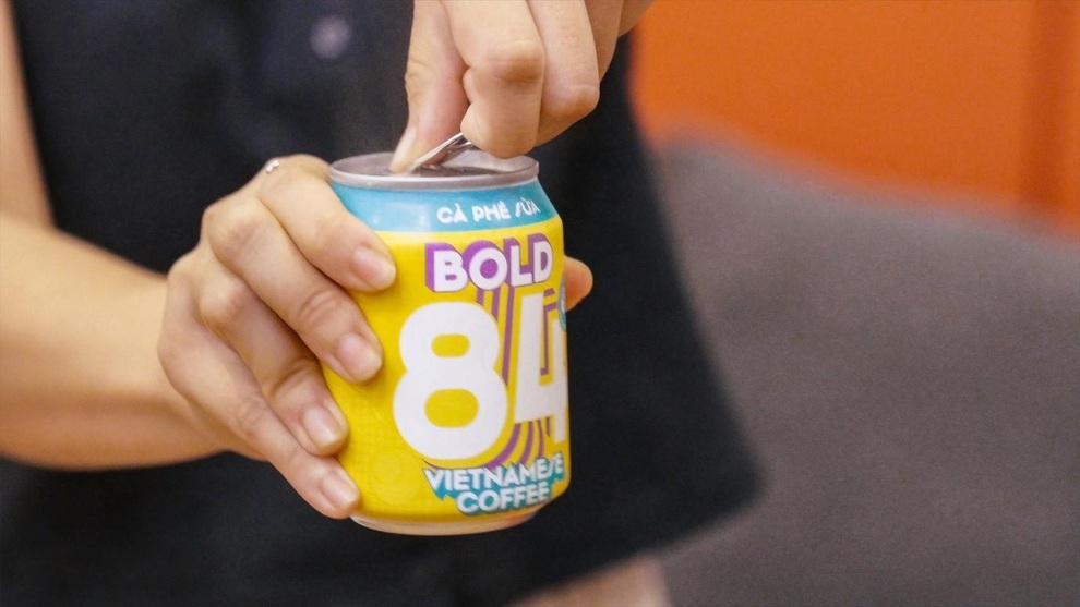 BOLD84 ra mắt tại Việt Nam qua chiến dịch giao cà phê kiểu lắc đậm chất đường phố - 3 BOLD84 ra mắt tại Việt Nam qua chiến dịch giao cà phê kiểu lắc đậm chất đường phố - 3