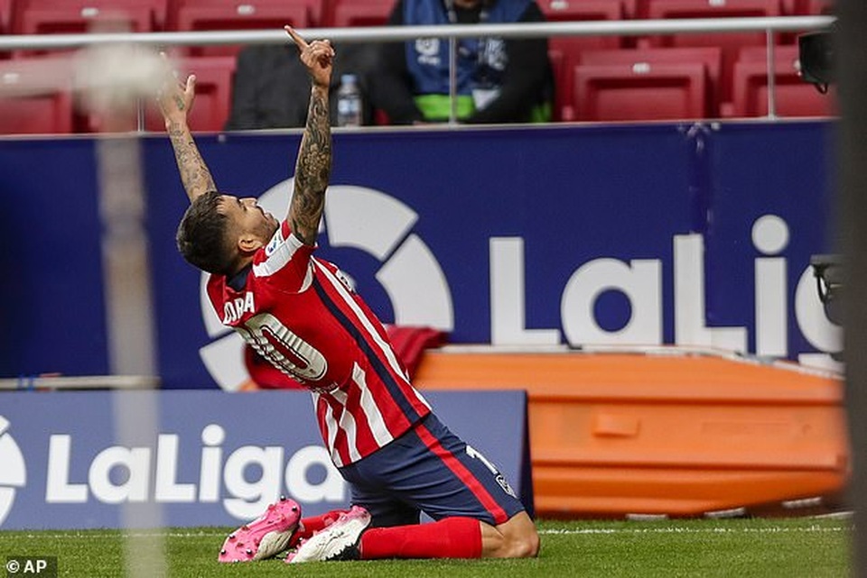 Atletico đòi lại ngôi đầu bảng La Liga từ tay Real Madrid - 2 Atletico đòi lại ngôi đầu bảng La Liga từ tay Real Madrid - 2