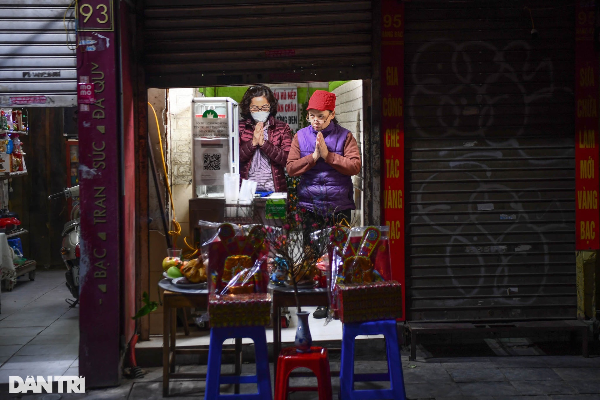 Đêm giao thừa tĩnh lặng, khác biệt tại Hà Nội - 11