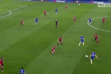 Morata "giật vé" vào bán kết League Cup cho Chelsea