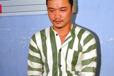 Bắt khẩn cấp 2 đối tượng chém Việt kiều theo kiểu "xã hội đen"