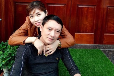 Vợ kém 15 tuổi của danh hài Chiến Thắng sinh con đầu lòng