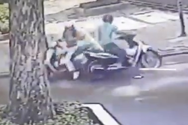 Mất việc vì dịch Covid-19, nam thanh niên đi cướp giật