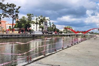 TP Sóc Trăng sẽ làm 2 tượng "cá chép hóa rồng" gần 15 tỷ đồng