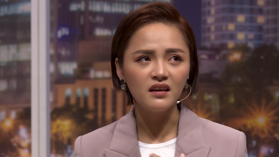 Thu Quỳnh bật khóc, tiết lộ từng khủng hoảng muốn “kết thúc cuộc sống” - 2 Thu Quỳnh bật khóc, tiết lộ từng khủng hoảng muốn “kết thúc cuộc sống” - 2