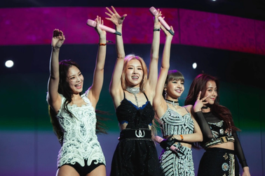 "Black Pink diễn 2 đêm bằng nửa doanh thu biểu diễn của Việt Nam đến 2030"
