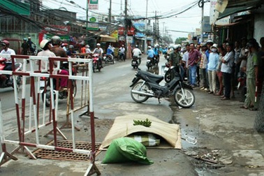 Nhân viên công ty thoát nước chết đuối dưới lòng cống