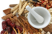 Bệnh gan nặng thêm khi điều trị bằng thảo dược "bẩn"