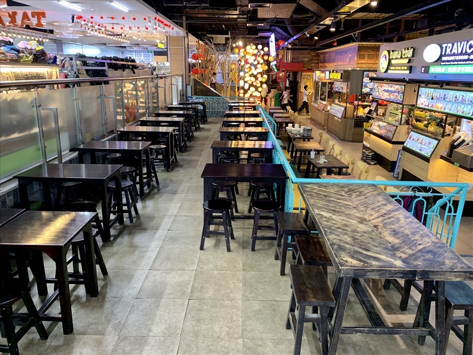 Chợ dưới lòng đất  tại TPHCM đìu hiu chưa từng thấy - 3