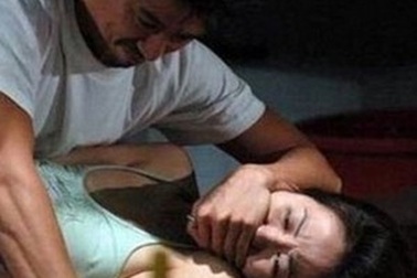 Tội phạm hiếp dâm được trả tự do vì... không hứng thú khi cưỡng hiếp