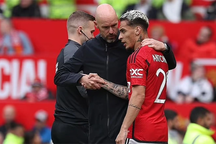 Man Utd báo tin cực vui, HLV Ten Hag mừng khôn xiết