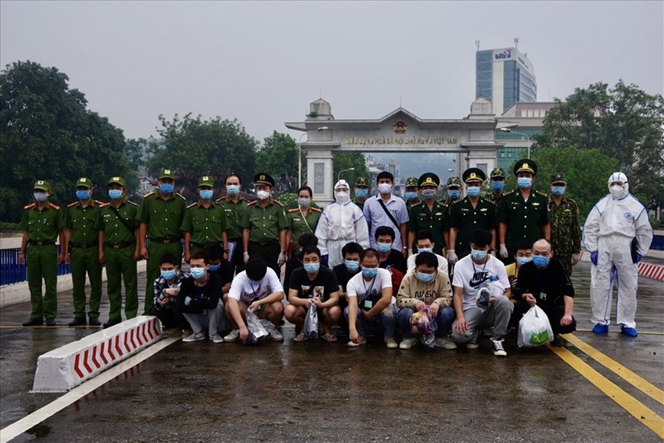 16 người Trung Quốc nhập cảnh trái phép vào Việt Nam để sang Campuchia - 1