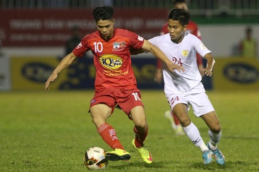 Công Phượng “tịt ngòi”, HA Gia Lai thất thủ trước đội bóng của Công Vinh