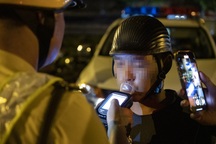 Vi phạm nồng độ cồn kịch khung, tài xế ở TPHCM nói do "thổi mạnh"