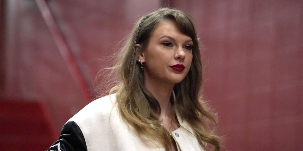 Ảnh khiêu dâm Taylor Swift do AI tạo ra: Bài học nào rút ra từ vụ bê bối?