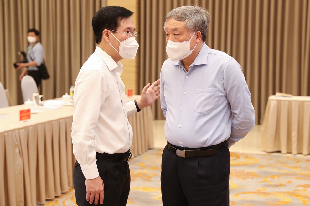 Tổng Bí thư: Không được mị dân, theo đuôi quần chúng - 3 Tổng Bí thư: Không được mị dân, theo đuôi quần chúng - 3