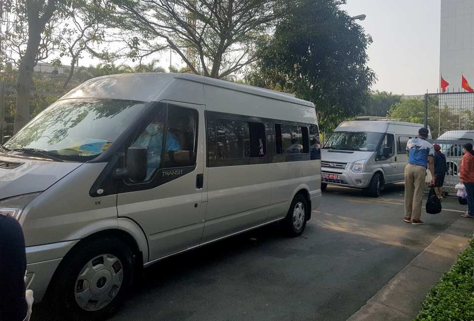 Việt kiều về nước tránh dịch- Copy.jpg