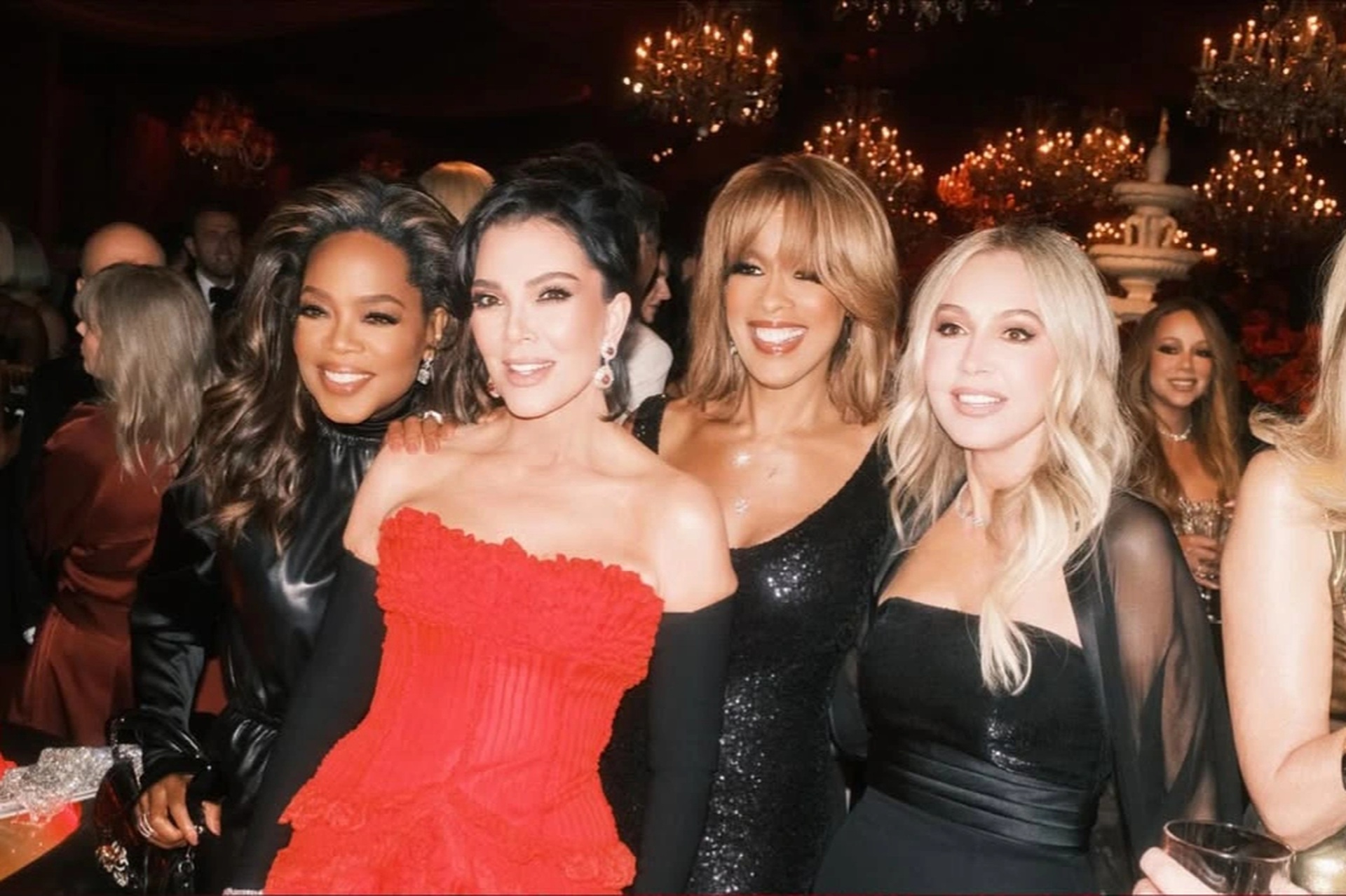 Giới siêu giàu, ngôi sao hạng A Hollywood đổ bộ bữa tiệc nhà Kardashian - 3