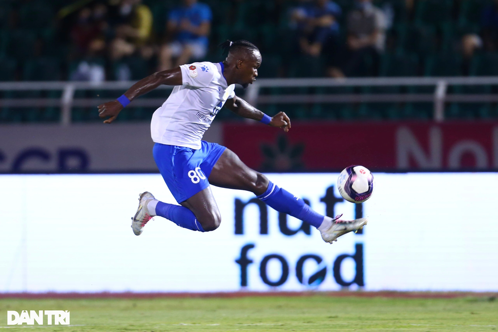 CLB TPHCM thua Nam Định trong trận chung kết ngược V-League - 6 CLB TPHCM thua Nam Định trong trận chung kết ngược V-League - 6