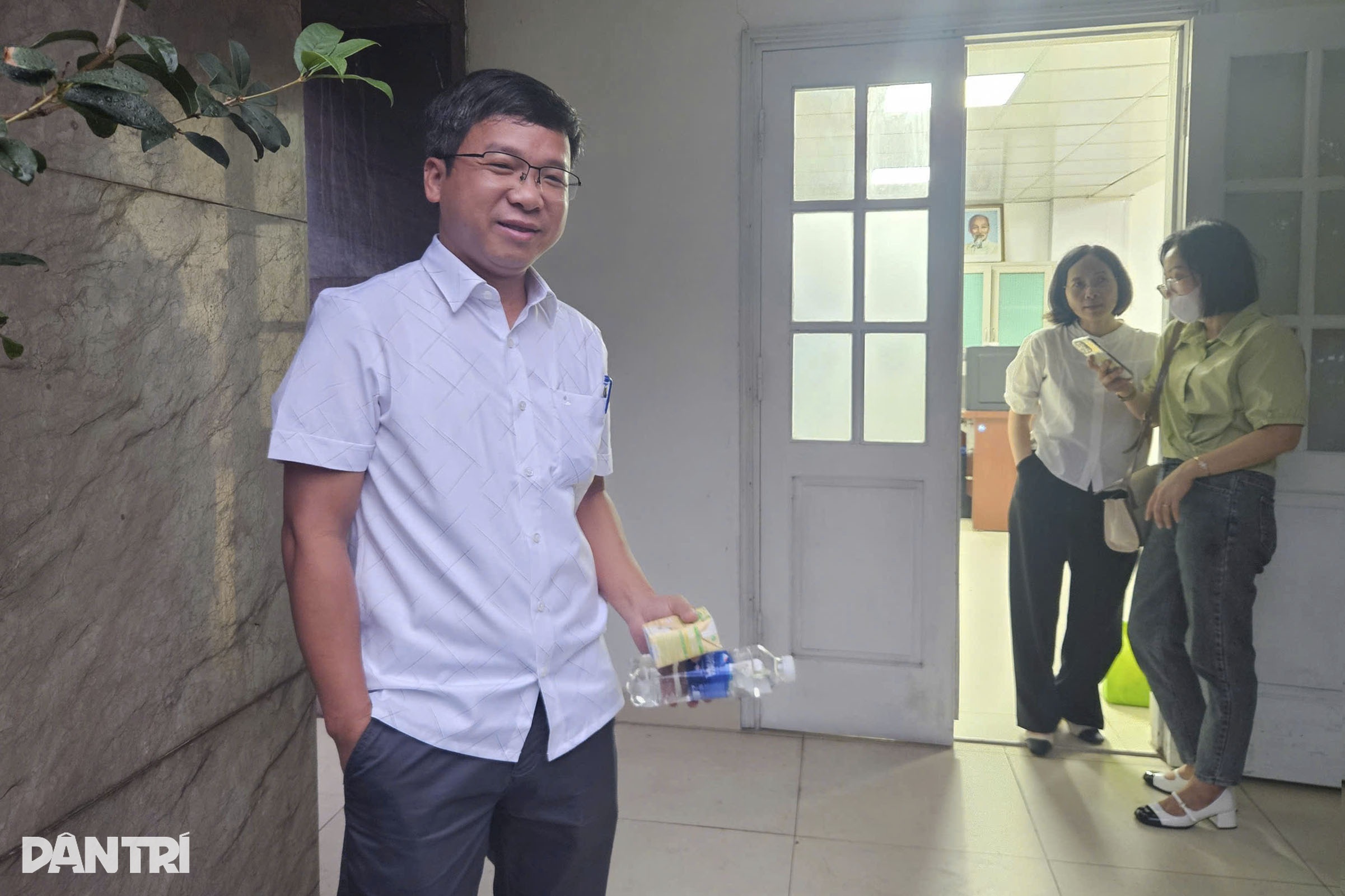 Vận hành chính quyền 2 cấp ở Hải Phòng: Thuê xe chung đến nơi làm việc mới - 6