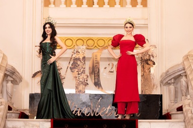 Thí sinh Miss Grand International 2023 suýt ngã khi trình diễn ở cầu thang