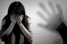 Cô giáo đấu trí suốt ba tháng để đưa cấp trên sàm sỡ con mình vào tù