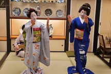 Bất chấp động đất, visa khắt khe, lượng khách Việt đến Nhật vẫn gây bất ngờ