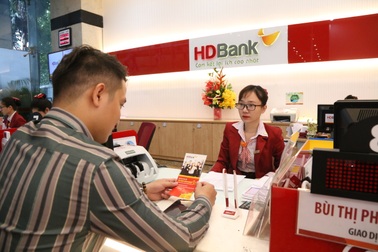 Cơ hội gửi 10 triệu đồng trúng một tỷ đồng tại HDBank