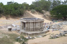 Những bí ẩn chưa lời giải đáp về thị trấn cổ bị chôn vùi dưới cát