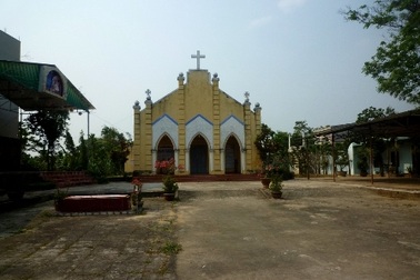 Thăm nhà thờ công giáo đầu tiên tại Việt Nam (kỳ 2)