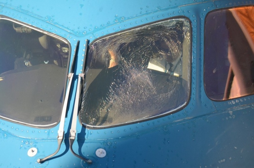 Cục Hàng không: Vụ nứt kính máy bay Vietnam Airlines là sự cố mức D - 1 Cục Hàng không: Vụ nứt kính máy bay Vietnam Airlines là sự cố mức D - 1