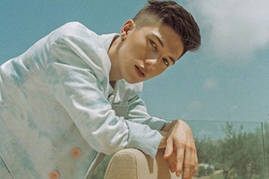 9x lai Việt - Ukraina được săn đón vì sở hữu vẻ đẹp trai cuốn hút