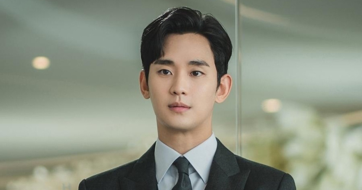 Kim Soo Hyun phản hồi tin đồn tình ái với nữ diễn viên Kim Sae Ron