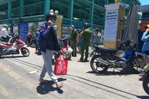 Hai ca mắc Covid-19, cách ly toàn bộ Bệnh viện Đà Nẵng